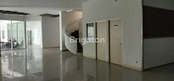 image GEDUNG KOMERSIAL @MAYJEND SUNGKONO SURABAYA, LOKASI SANGAT STRATEGIS (10)