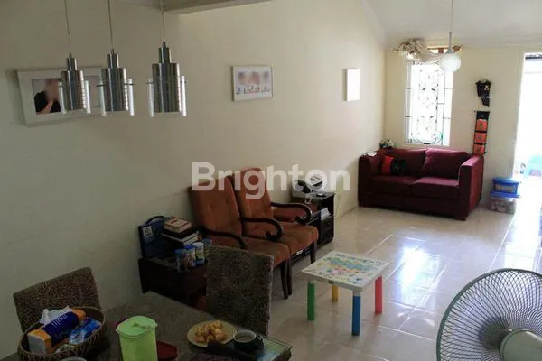 image RUMAH CANTIK SEMI FURNISH DIBTAMAN UBUD LIPPO KARAWACI TANGERANG (4)