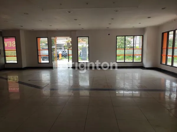 image AREA KOMERSIL PUSAT KOTA SURABAYA (EX.BROWNIES AMANDA) (8)