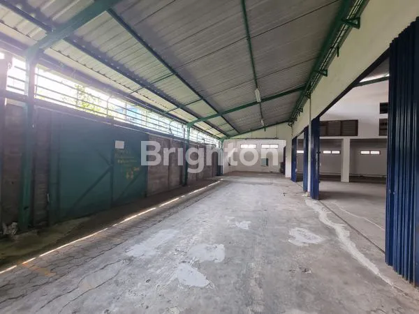 image GUDANG SANGAT LUAS RUNGKUT INDUSTRI (5)