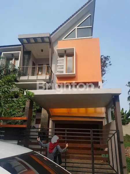image RUMAH 2 LANTAI DI KEMANG PRATAMA BEKASI (4)