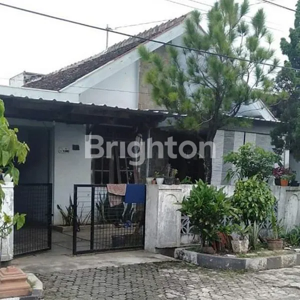 RUMAH BEBAS BANJIR LOKASI STRATEGIS PUSPOGIWANG SEMARANG BARAT