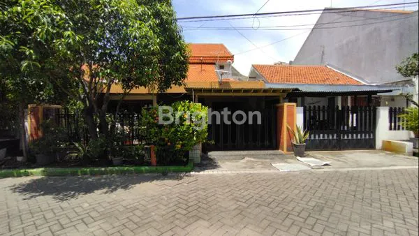 image RUMAH RUNGKUT MEJOYO SELATAN LOKASI TENGAH KOTA (1)