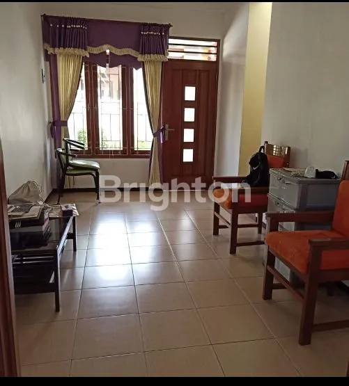 image MURAH!!! RUMAH VILLA SIAP HUNI PUSAT KOTA BATU (2)