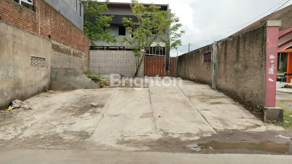 image JARANG ADA KOST AN AKTIF 10 PINTU. BELI SEKARANG BULAN DEPAN CUAN MASUK (3)