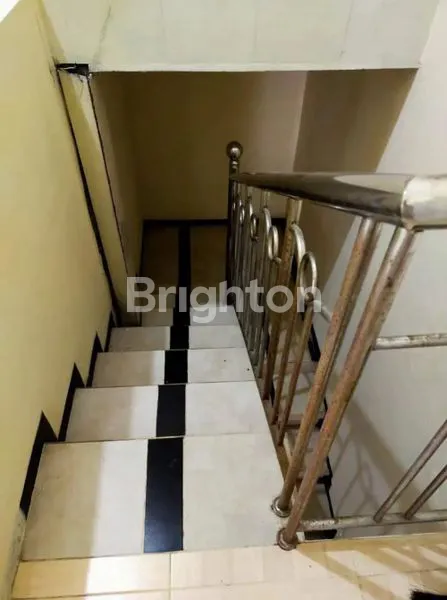 image RUMAH DI PALM SPRING REGENCY (8)