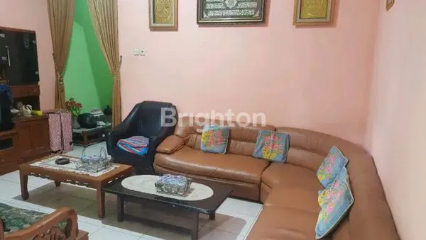 image RUMAH DI SEMAMPIR (2)