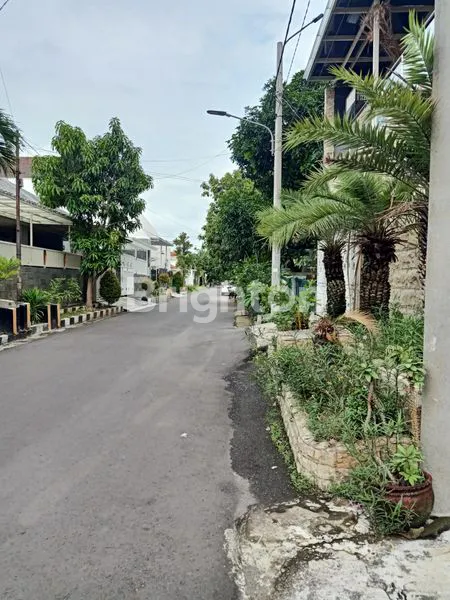 image LOKASI DEKAT MERR HUNIAN BAGUS DAN SEMI FURNISH  (3)