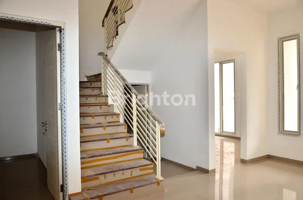 image RUMAH KONSEP TOWN HOUSE KALIJUDAN ASRI (7)