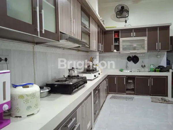 image RUMAH MEWAH LOKASI PREMIUM (8)