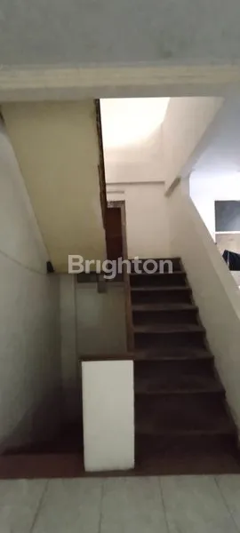 image RUMAH USAHA MINIMALIS DI JALAN RAYA KELAPA GADING (3)