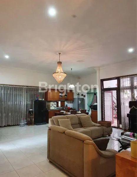 image MANYAR KERTAADI (5)