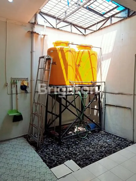 image RUMAH TERAWAT DAN SIAP HUNI DI PONDOK JATI SIDOARJO (4)