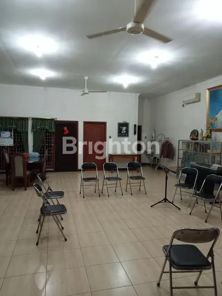 image RUMAH SEKALIGUS AULA/GRAHA (5)