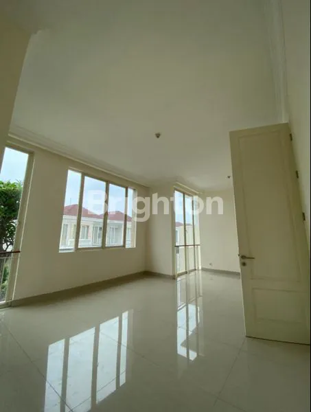 image RUMAH 2 LANTAI GRAND ISLAND PAKUWON CITY (4)