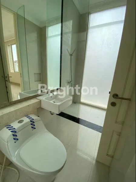 image RUMAH 2 LANTAI GRAND ISLAND PAKUWON CITY (5)