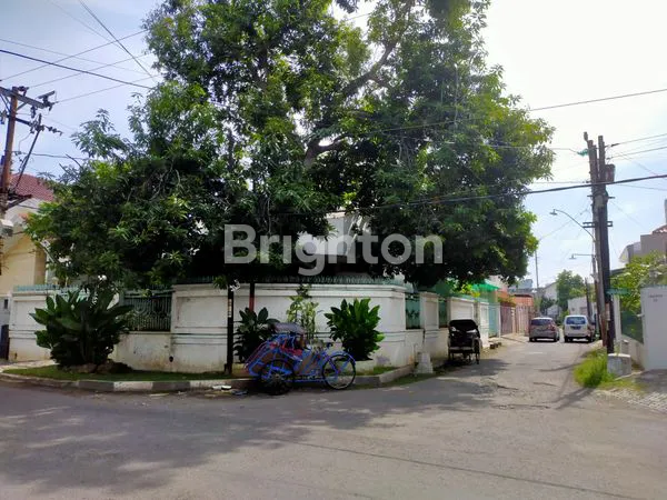image RUMAH BESAR TENGAH KOTA , SIAP HUNI ,100 M. SIMPANG 5, 5 MENIT KE RS  TELOGOREJO ,5 MNT KE MESJID BAITURAHMAN , 5 MNT KE HOTEL CIPUTRA DAN HOTEL HORISON,DEKAT DG  MALL CL . (8)