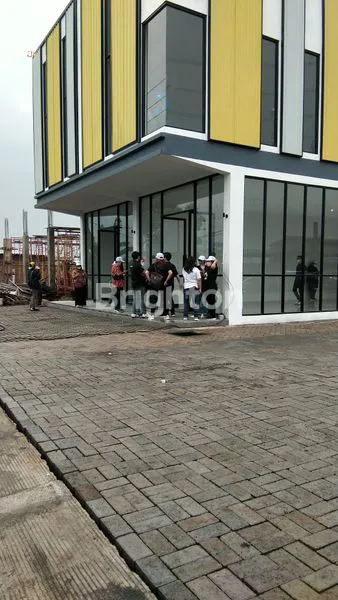 image RUKO 2 LANTAI PELUANG BAGUS KULINER, CAFE DLL STRATEGIS NUL JALAN NGORO INDUSTRI MOJOKERTO , 1 MENIT KE NIP (  NGORO INDUSTRI PARK  ) (2)