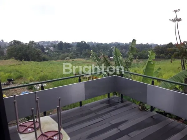 image RUMAH TINGGAL RASA VILLA DI UTARA BANDUNG (3)