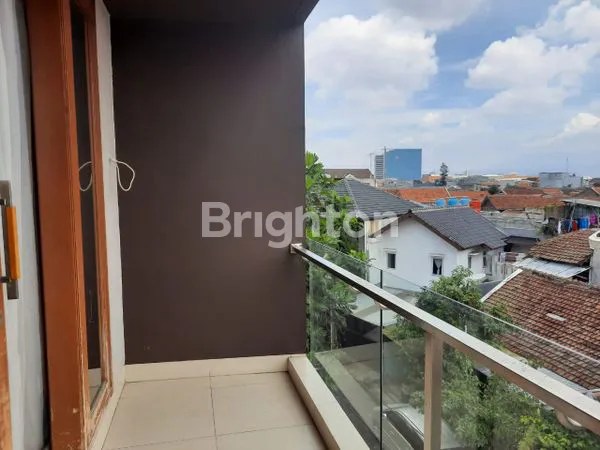 image RUMAH TINGGAL MEWAH DI PUSAT KOTA (3)