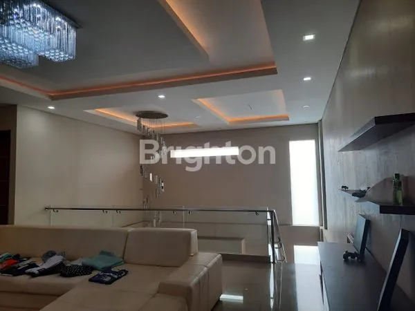 image RUMAH TINGGAL MEWAH DI PUSAT KOTA (4)