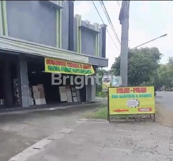 image RUKO MURAH SIAP PAKAI,  LOKASI STRATEGIS PINGGIR JALAN UTAMA SOLO SRAGEN (4)