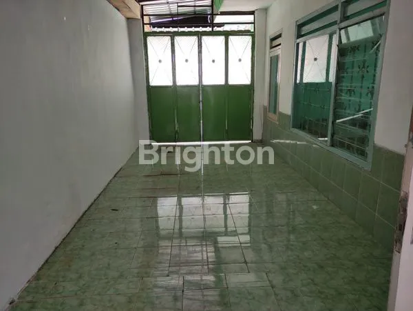 image RUMAH MURAH SIAP HUNI UNDER 1M HANYA 1 MENIT DARI EXIT TOL MALANG (3)