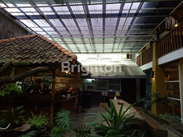 image TEMPAT USAHA DI LOKASI STRATEGIS (8)