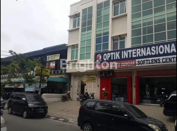 3 LANTAI TENGAH KOTA BALIKPAPAN