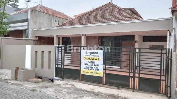 image NIAS RUMAH 1,5 LT BARU RENOV SIAP HUNI SEMARANG TIMUR (6)