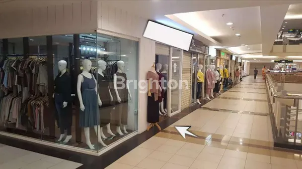 image STAND TOKO DI PAKUWON TRADE CENTER (PTC) SURABAYA (2)