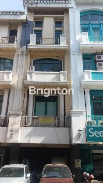 image RUKO 4 LANTAI DI PUSAT KOTA (1)