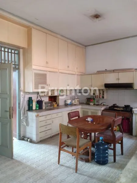 image RUMAH KLASIK SUKABUMI, KEBON JERUK JAKARTA BARAT, TURUN HARGA 10M MENJADI 9,7M TURUN 9M TURUN LAGI 8,550M MASIH NEGO (5)