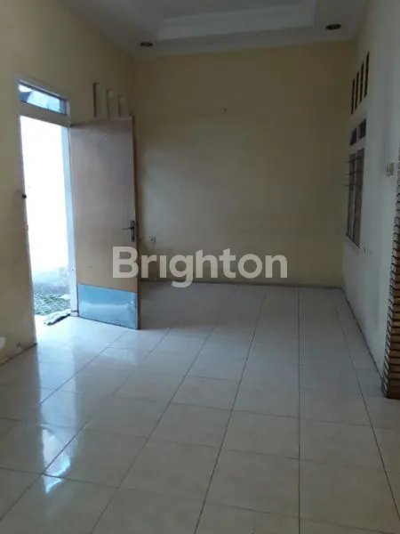 image HUNIAN DEKAT KAMPUS PETRA BEBAS BANJIR (3)