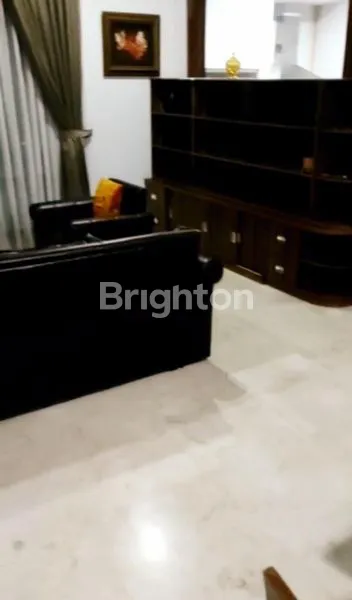 image APARTEMENT  DENGAN 3 BR DI ESSENCE DARMAWANGSA, JAKARTA SELATAN (3)
