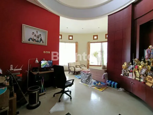 image RUMAH MEWAH ARAYA PONDOK BLIMBING INDAH  KOTA MALANG (5)