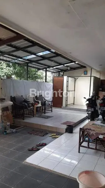 image RUMAH DI RUNGKUT (3)