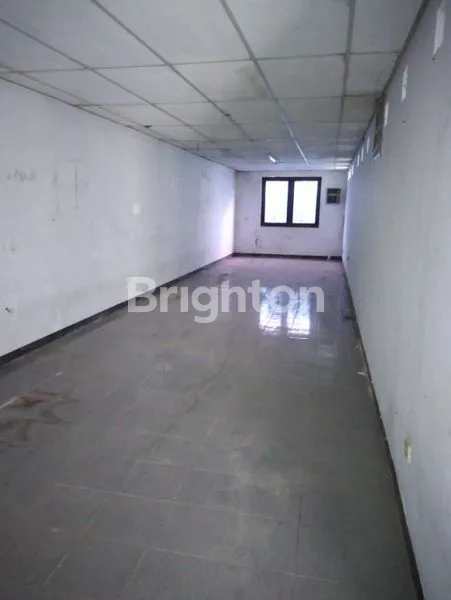 image GUDANG GAYUNGAN LOKASI STRATEGIS (2)