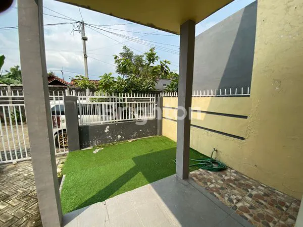 image RUMAH CANTIK TERAWAT ADA KOLAM RENANG (5)