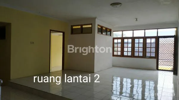 image BANGUNAN SIAP HUNI 2 1/2 LANTAI BAGUS BEBAS BANJIR (4)