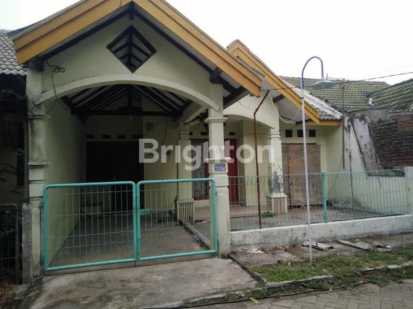 image RUMAH TENGAH KOTA SIDOARJO (1)