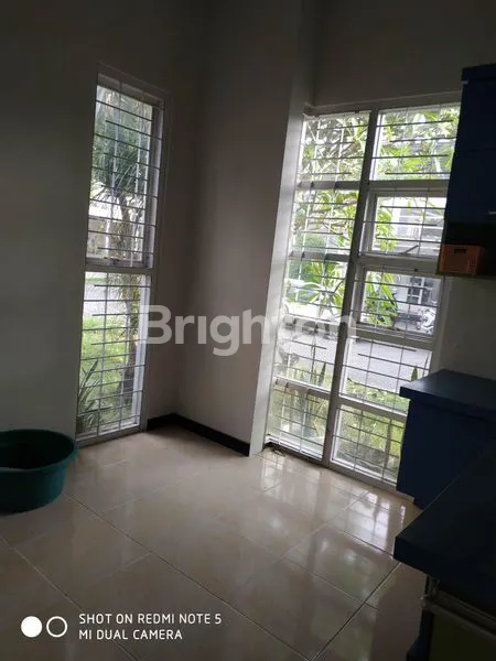 image BANGUNAN DI KAWASAN ELIT JEMBER (8)