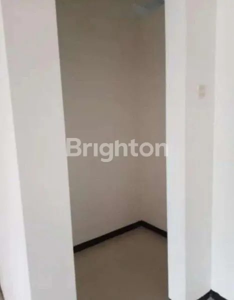 image RUMAH THE GREEN TAMAN SARI BENOWO SURABAYA (9)