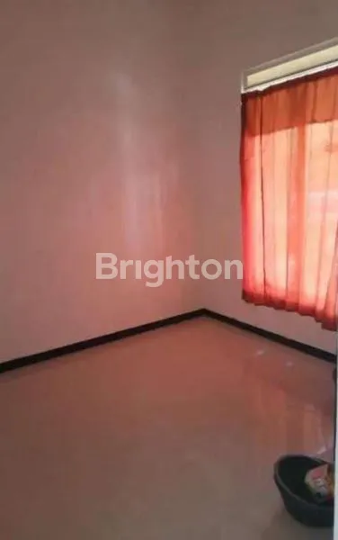 image RUMAH THE GREEN TAMAN SARI BENOWO SURABAYA (10)