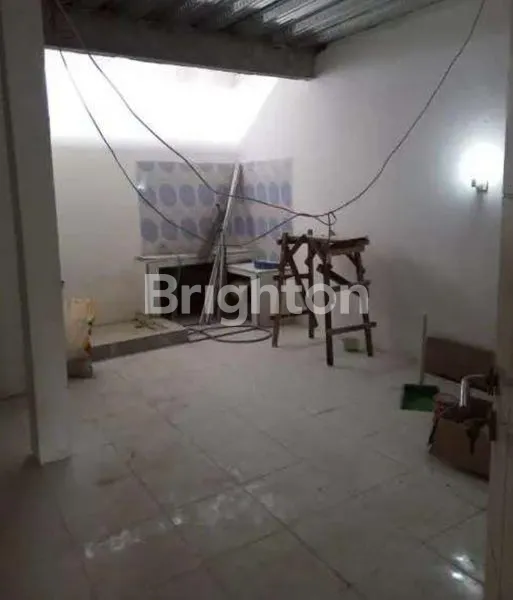 image RUMAH THE GREEN TAMAN SARI BENOWO SURABAYA (11)