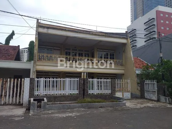 image PERUMAHAN KOTA SURABAYA DEKAT KAMPUS UBAYA, DAN DEKAT CAFE , TEMPAT BISNIS. COCOK U INVESTASI (3)