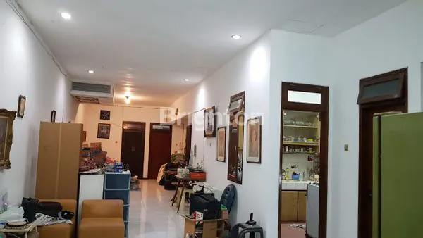 image RUMAH STRATEGIS DI JL. THAMRIN (1)