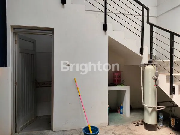 image GUDANG BAGUS DI SOEKARNO HATTA BANDUNG (2)