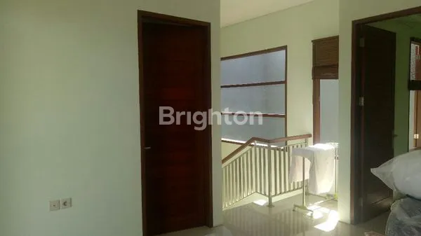 image RUMAH BAGUS DI DENPASAR SEMI FURNISHED (4)