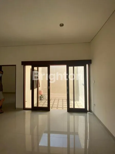 image RUMAH BAGUS DI DEKAT PANTAI SEMINYAK (4)